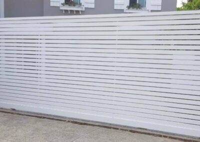 aluminium slat driveway gate